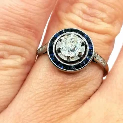 Bague Art Déco saphirs diamants