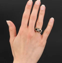 Bague art déco saphirs et diamants en jarretière