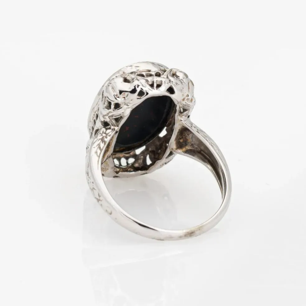 Bague Art Déco Vintage Jaspe Sanguin en Or Blanc Filigrané