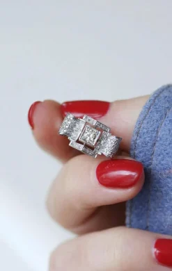 Bague Art Deco Géométrique Diamant