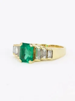 Bague Art Deco or jaune diamants emeraude colombienne Muzo 1,9 carat