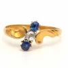 Bague Art Nouveau en or jaune 18 carats sertie de saphirs et d'un diamant