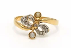 Bague Art Nouveau en or jaune 18 carats et argent sertie de diamants et de perles
