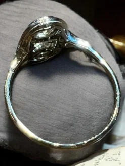 Bague Art Nouveau or diamants taille ancienne 1,70 Carat