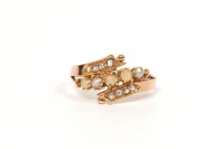 Bague Art Nouveau or jaune, perles et diamants taille rose