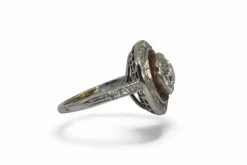 Bague Art-Déco diamants et Rubis