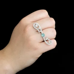 Bague Au coeur des étoiles, or blanc, diamants, topaze