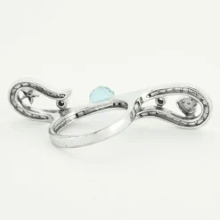 Bague Au coeur des étoiles, or blanc, diamants, topaze