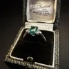 Bague avec émeraude et diamants