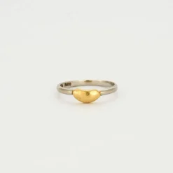 Bague avec motif coeur en or jaune et platine