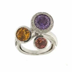 Bague avec pierres précieuses et diamants