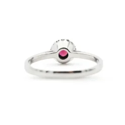 Bague avec rubis 0,26 ct et diamants
