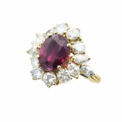 Bague avec rubis de Birmanie de 3,24 ct et diamants