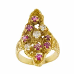 Bague avec rubis et diamants