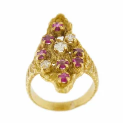 Bague avec rubis et diamants
