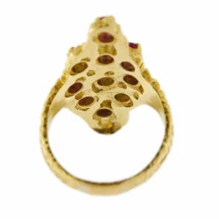 Bague avec rubis et diamants