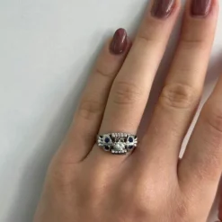 Bague avec saphirs et diamants