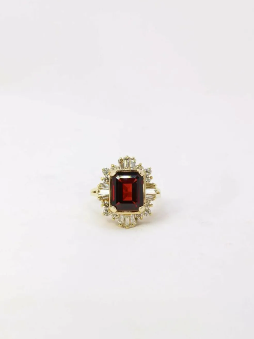 Bague ballerine Grenat Diamants baguette