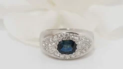 Bague Bandeau En Or Blanc, Saphir Et Diamants