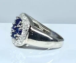 Bague bandeau en or blanc 10 saphirs et diamants