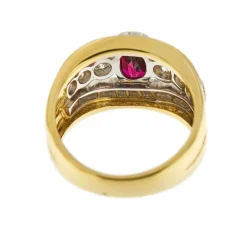 Bague bandeau rubis diamants