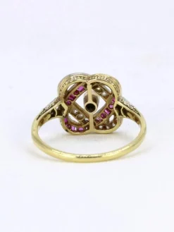 Bague Belle Epoque or jaune diamants rubis calibres