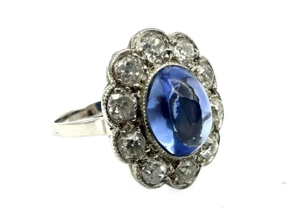 Bague Belle-Epoque en or blanc, saphir et diamants