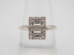 Bague boucle d'oreille diamant style Art déco