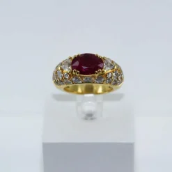 Bague boule rubis et diamants