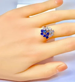 Bague Bouquet or blanc saphirs et diamants