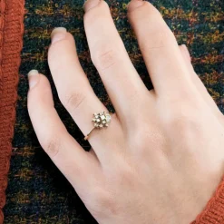 Bague bouton diamants