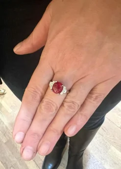 Bague Cabochon Spinelle Birmanie Non Chauffé Diamants Or Gris