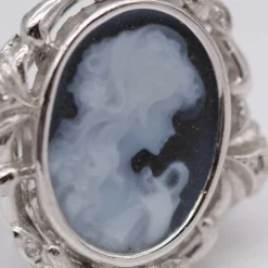 Bague CAMAFEO en or blanc et diamants