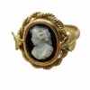 Bague camée vintage en or jaune des années 1960