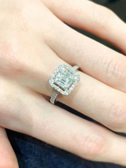 Bague Carré de Diamants