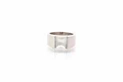 Bague Cartier Tank pierre de lune or blanc