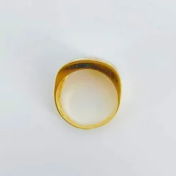 Bague Chevalière en or jaune et diamants