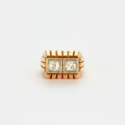 Bague chevalière godronnée diamants