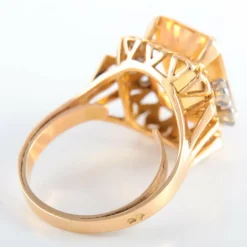 Bague citrine et ses 4 diamants