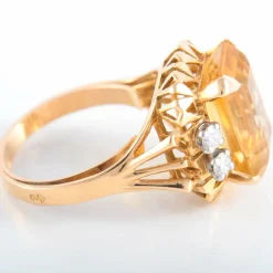 Bague citrine et ses 4 diamants