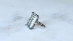 Bague Cocktail Art Déco platine, aigue-marine & diamants