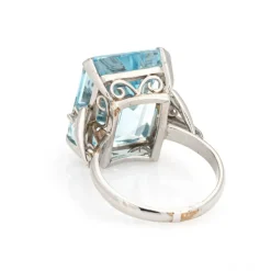 Bague Cocktail diamants aigue-marine 10 cts