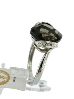 Bague cocktail en or blanc, diamants et quartz fumé 7.50ct certificat IGI