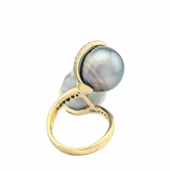 Bague cocktail en or jaune perle grise de Tahiti et agate