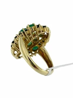 Bague cocktail en or jaune, diamants, saphirs et émeraude certificat IGI