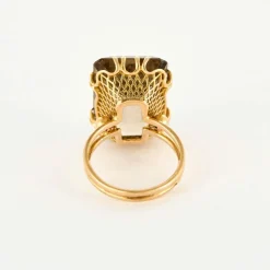 Bague cocktail en or jaune et quartz fumé