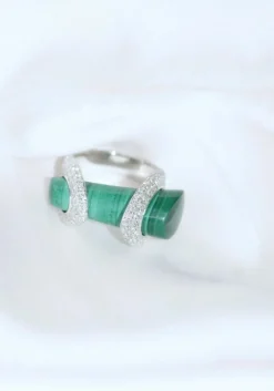 Bague Cocktail Gucci, malachite et diamants sur or blanc