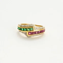 Bague cocktail or jaune et blanc émeraudes rubis et diamants