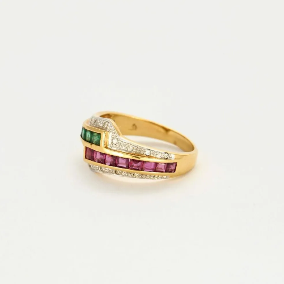 Bague cocktail or jaune et blanc émeraudes rubis et diamants