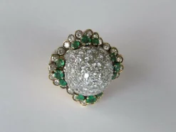 Bague Cocktail Or Platine Diamants Emeraudes